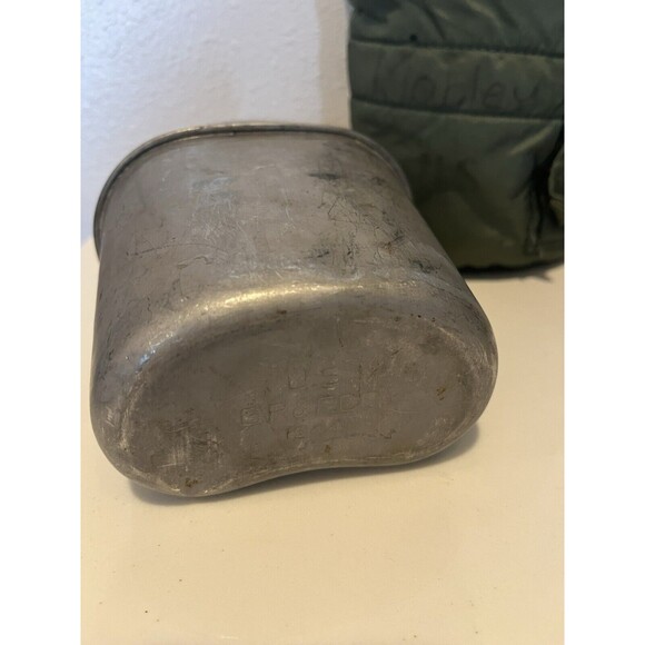 1944 US Army Canteen GP&F Co Water Bottle And Cover Metal Military mug vntg - Picture 4 of 7